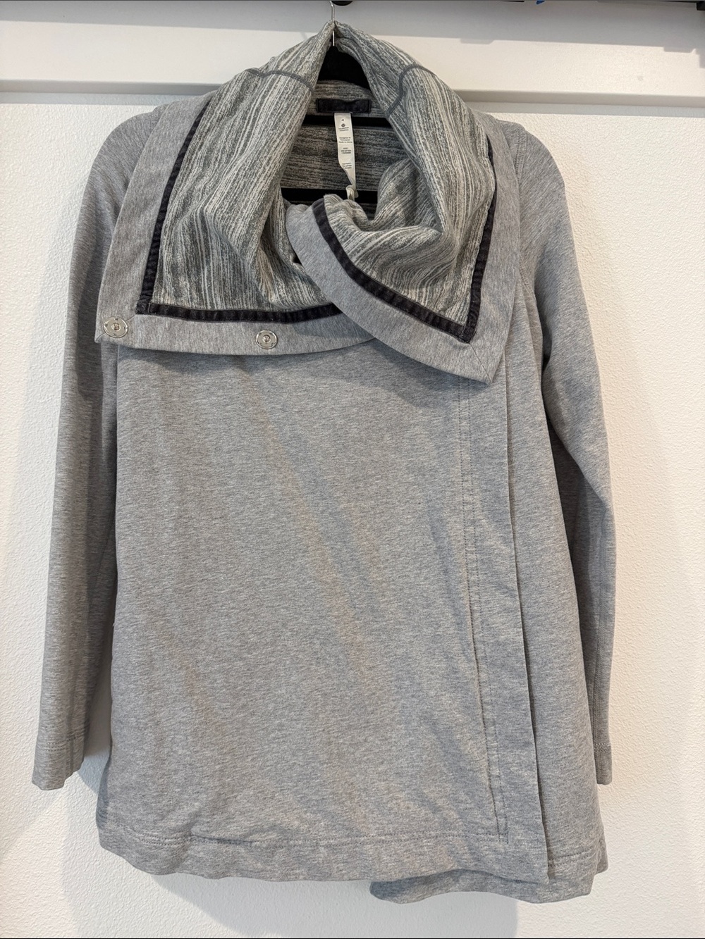 lululemon athletica vintage Gray Open-Front Draped Jacket - Picture 5 of 13